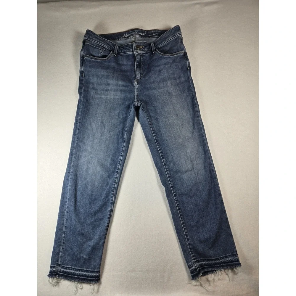 Eddie Bauer Women's Blue Denim Jeans, Size 12, Slightly‎ Curvy Fit, Straight Leg
